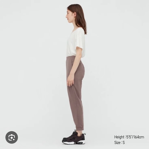 Uniqlo Quick Dry Stretch Joggers - Picture 5 of 5